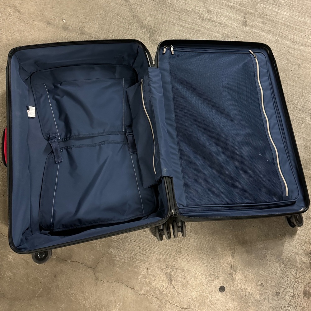 Briggs & Riley Hard case Rolling Check On Suitcase - Picture 6 of 11